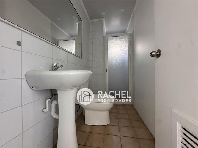 GRAN PROPIEDAD EN ARRIENDO – CALLE PHILLIPPI