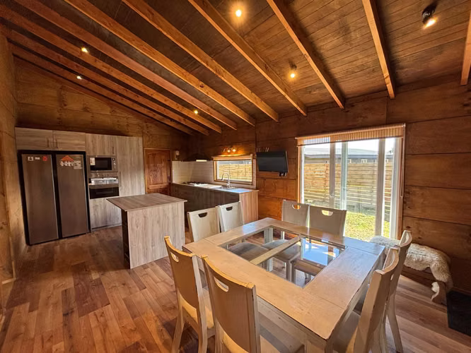 Casa con 3 cabañas en venta en Puerto Varas (137055)