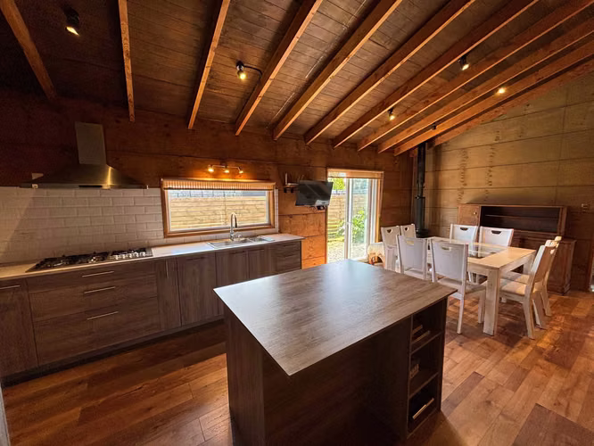 Casa con 3 cabañas en venta en Puerto Varas (137055)