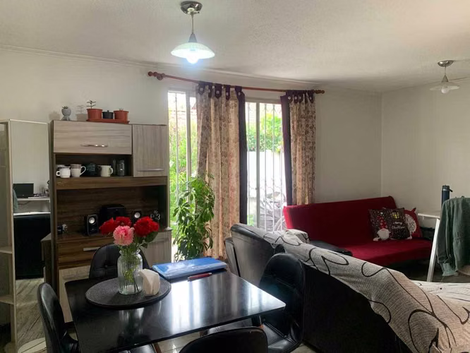 Oportunidad! Casa en Excelente Sector (137067)