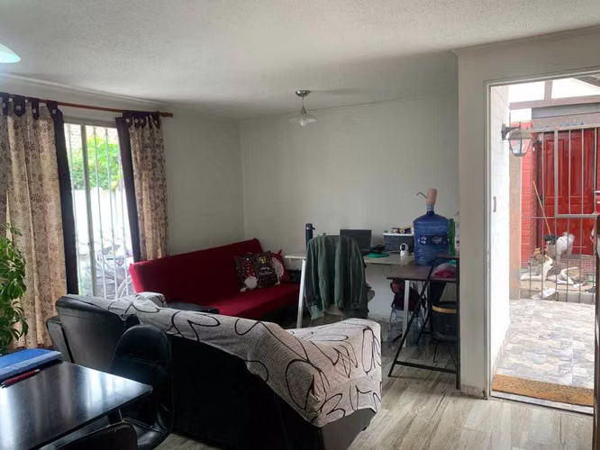 Oportunidad! Casa en Excelente Sector (137067)