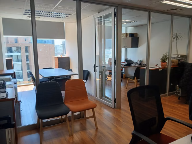 Oficina En Venta En Las Condes - Imagen 2