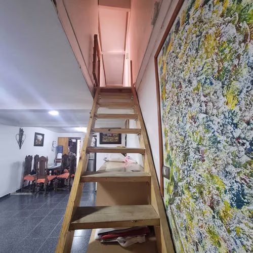 Casa de 2 pisos regularizada, en San Bdo (137123)