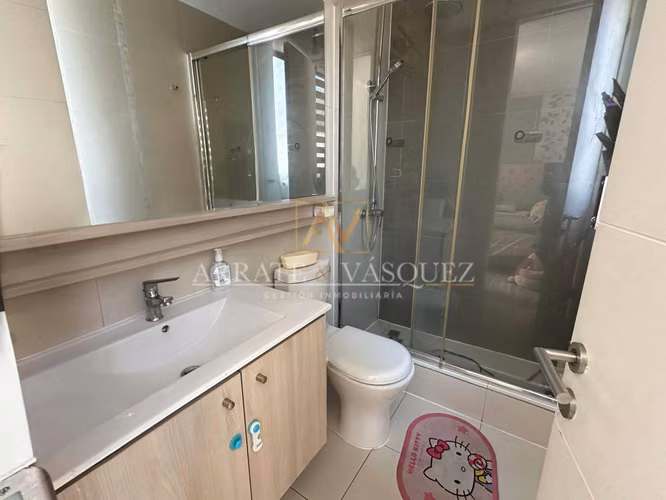 Casa en Venta en Valle Catirai 4 Dorm. con Piscina