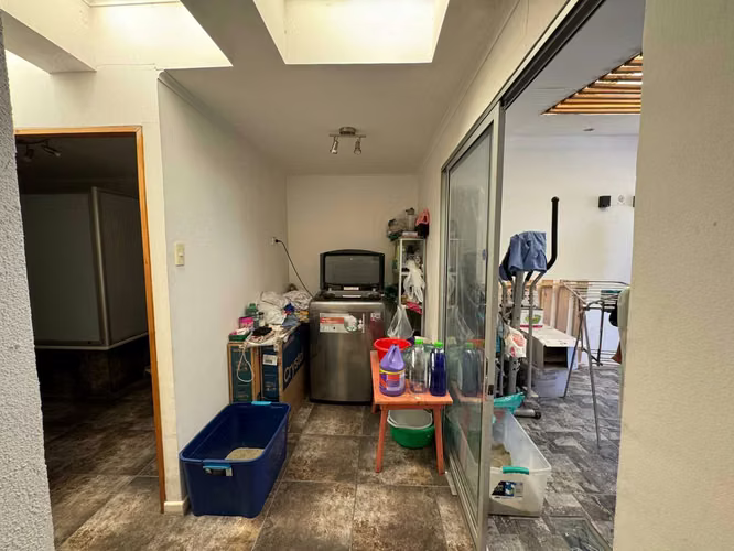 Casa esquina en Venta en el Palomar (137177)