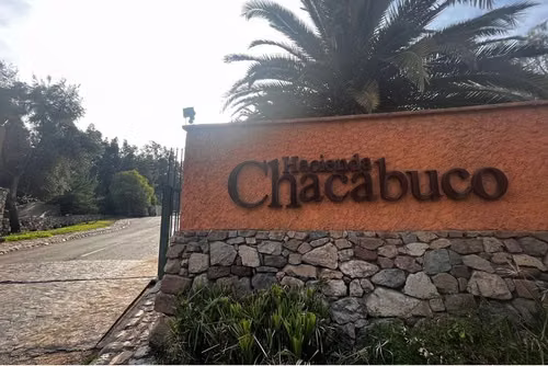 VENTA CASA HACIENDA CHACABUCO IMPRESIONANTE!