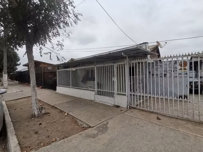 Vendo casa con gran Terreno, excelente ubicación, Quillota
