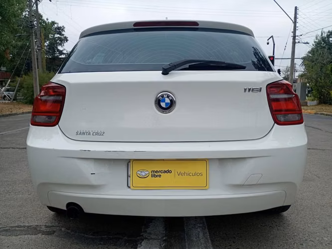 BMW 116I  1.6 MT 2013