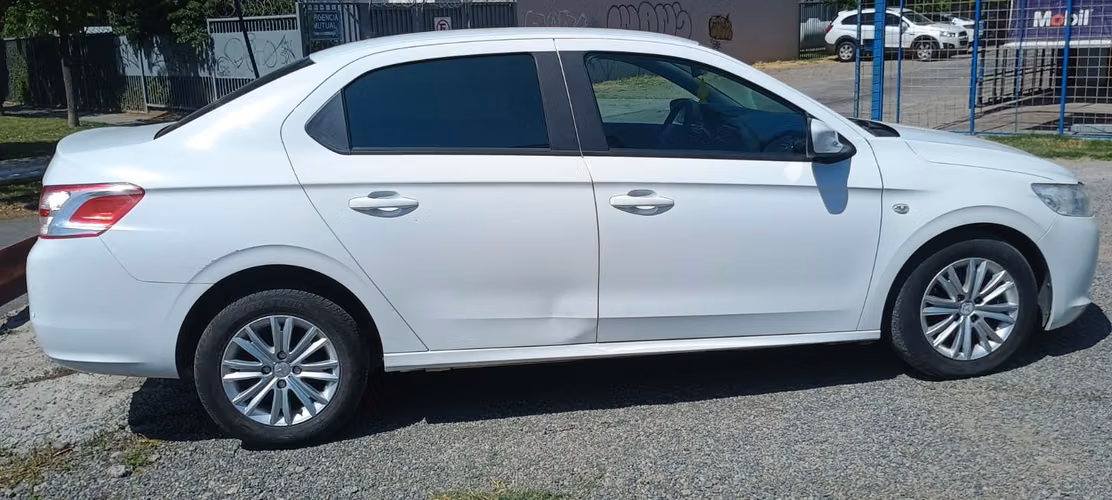 PEUGEOT 301 ACTIVE VT1 1.6