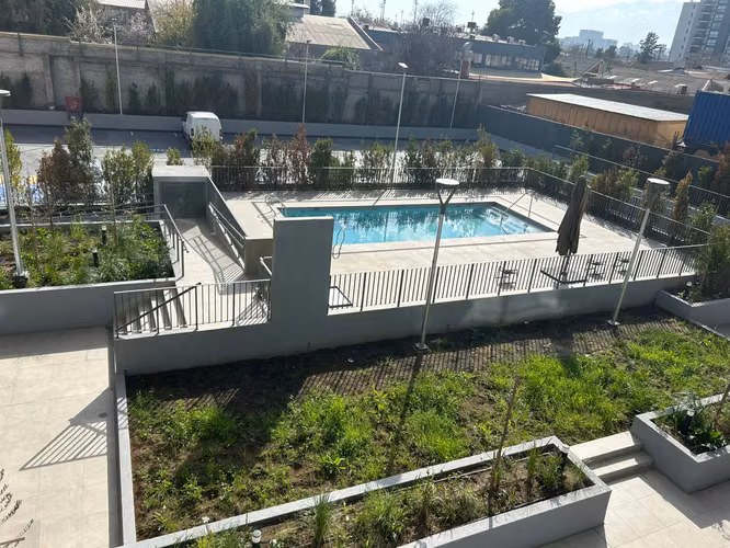SE ARRIENDA DEPTO. NUEVO DE 1D1B BARRIO RESIDENCIAL DE ÑUÑOA - Imagen 1