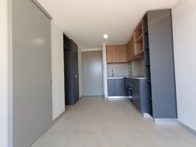 SE ARRIENDA DEPTO. NUEVO DE 1D1B BARRIO RESIDENCIAL DE ÑUÑOA - Imagen 8