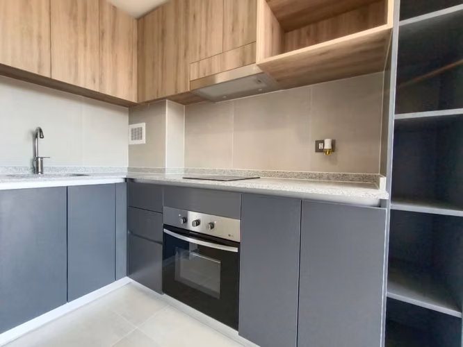 SE ARRIENDA DEPTO. NUEVO DE 1D1B BARRIO RESIDENCIAL DE ÑUÑOA - Imagen 6
