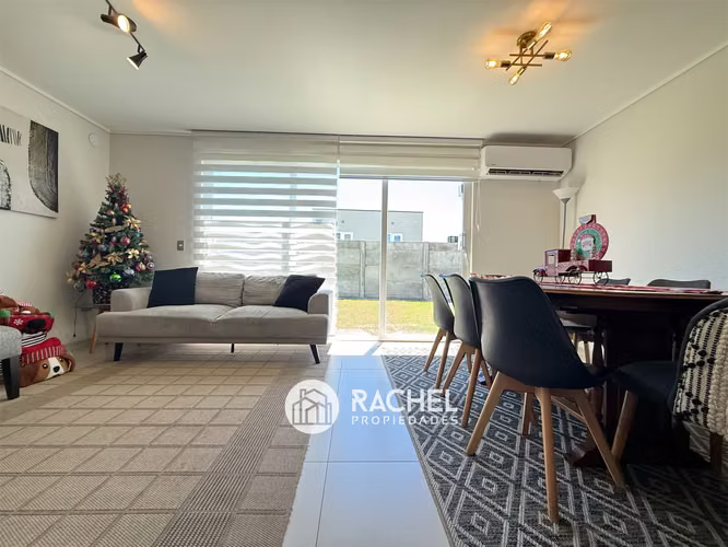 SE VENDE CASA MEDITERRÁNEA SEMINUEVA EN CONDOMINIO TERRANOVA - Imagen 3