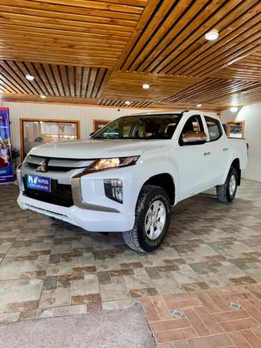 MITSUBISHI L200 KATANA CR 4X2