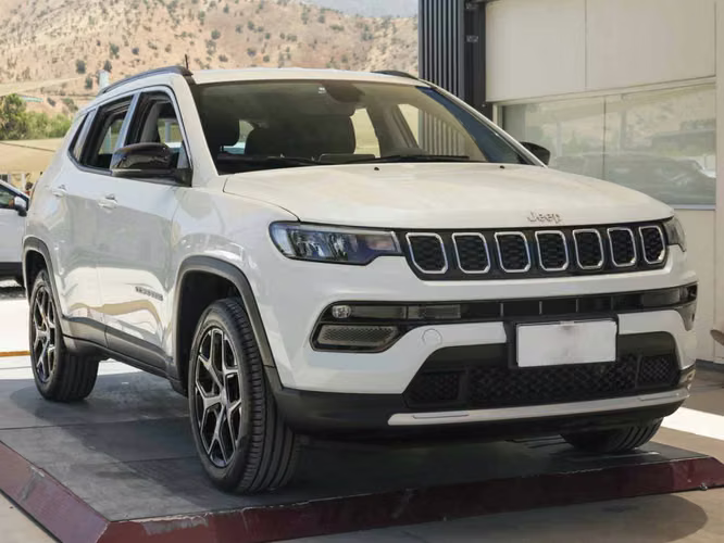 Jeep Compass 2025 Compass Longitude T270 - Imagen 3