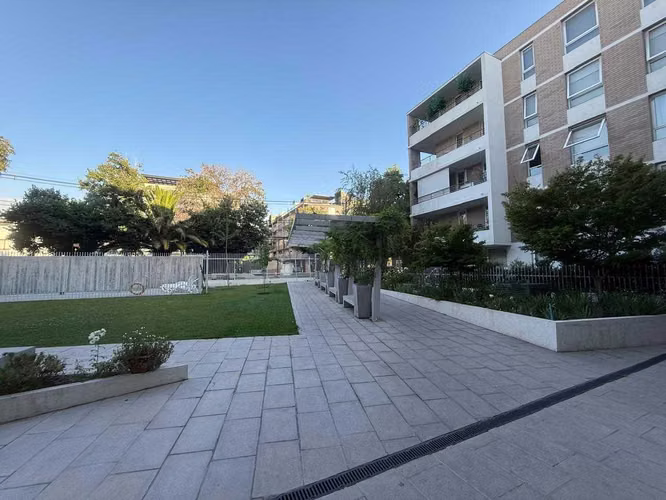 Vive con Estilo y Confort en PLaza Ñuñoa (137995) - Imagen 1