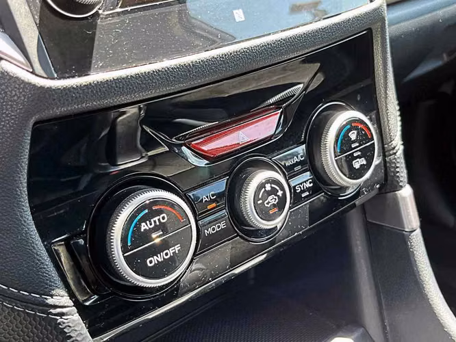 SUBARU FORESTER 2023