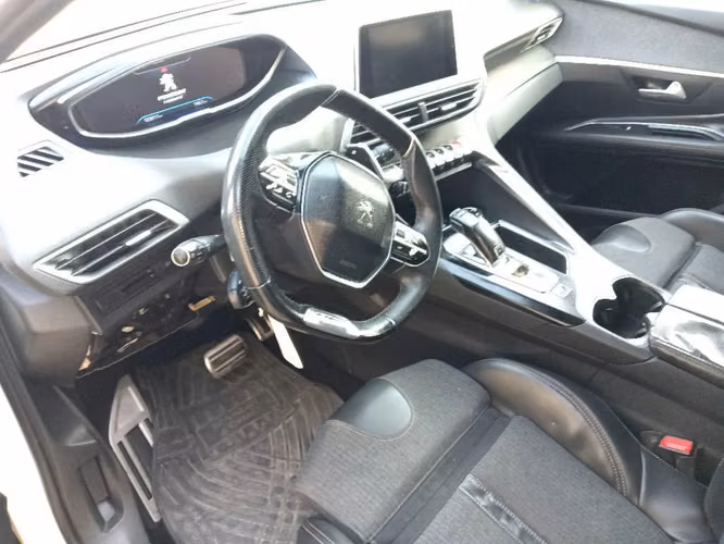 Peugeot GT LINE 2017. AT