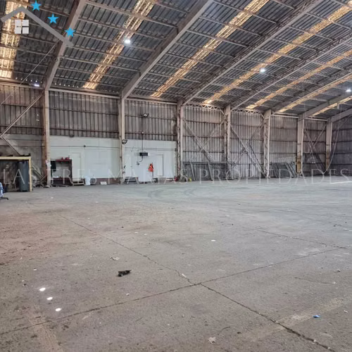 Gran Bodega en Jaime Repullo con 1300 m2 (138155)