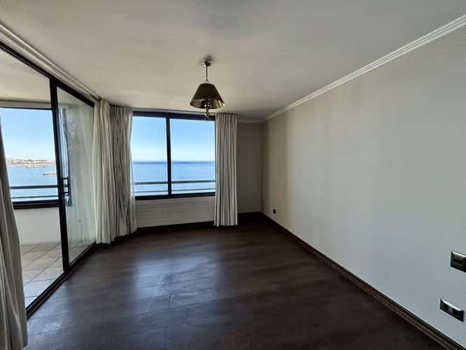Venta de Amplio Departamento Sector Recreo Viña del Mar