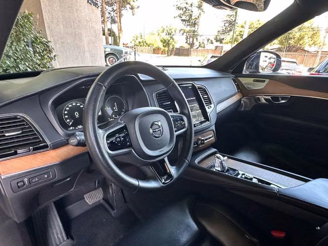 VOLVO XC90 PLUG-IN HYBRID 4X4 INSCRIPTION  2019