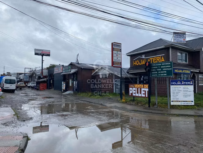 Oportunidad  comercial | En Esquina. Parque Industrial