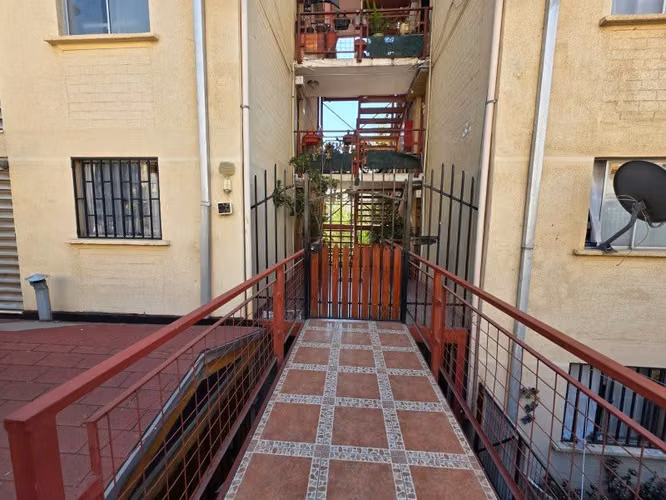 OPORTUNIDAD DEPARTAMENTO PEÑALOLÉN |URETA BRAVO PROPIEDADES| - Imagen 2