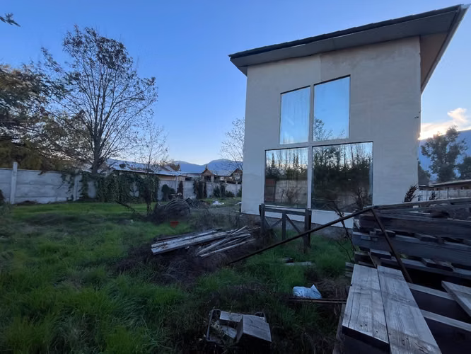 En Venta Gran Terreno Con Casa En Proceso De Construcción