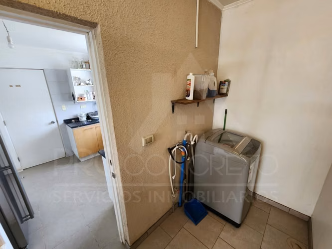 Casa En Venta En El Manzano Tiltil, 3d+3b Y 2e, Condominio Seguro