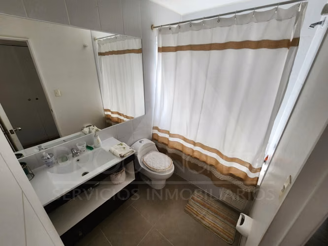 Casa En Venta En El Manzano Tiltil, 3d+3b Y 2e, Condominio Seguro