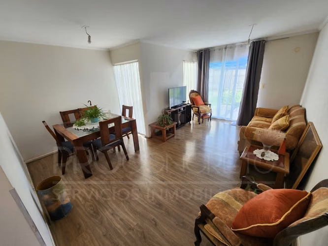 Casa En Venta En El Manzano Tiltil, 3d+3b Y 2e, Condominio Seguro