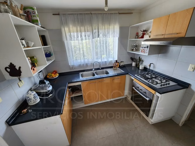 Casa En Venta En El Manzano Tiltil, 3d+3b Y 2e, Condominio Seguro