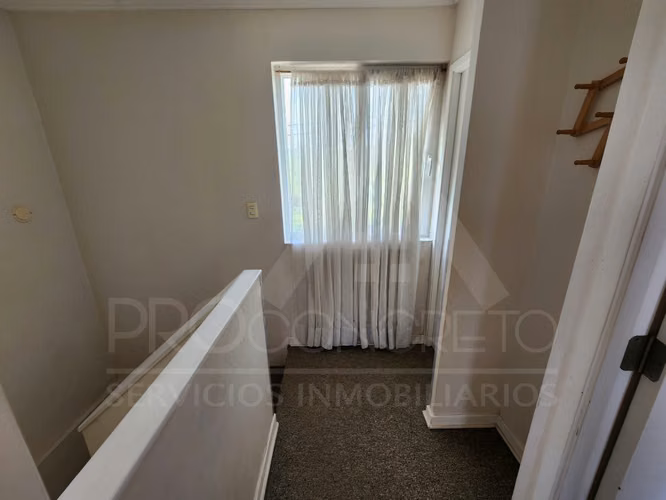 Casa En Venta En El Manzano Tiltil, 3d+3b Y 2e, Condominio Seguro