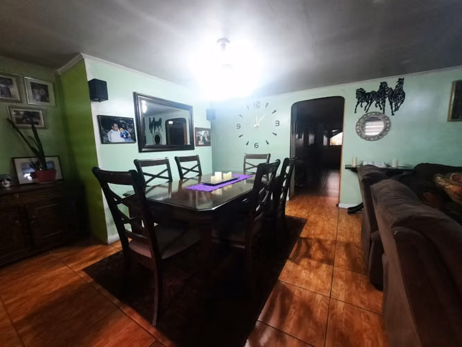Grace Kelm vende casa REGULARIZADA/ 3 dorm/ 2 baños/ cocina indep/comedor/est  2 autos, en Renca
