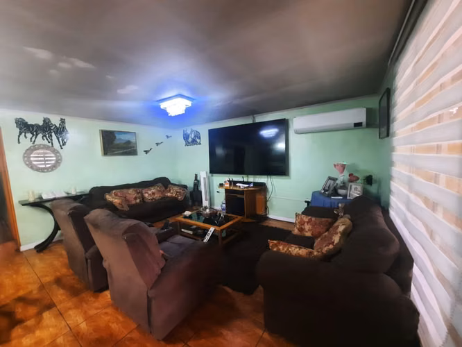 Grace Kelm vende casa REGULARIZADA/ 3 dorm/ 2 baños/ cocina indep/comedor/est  2 autos, en Renca