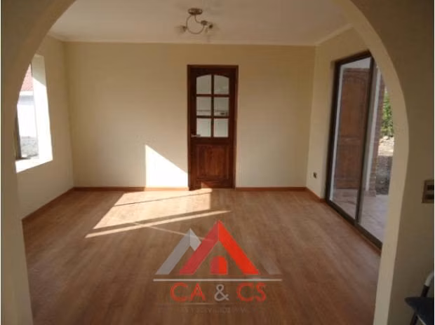 ESTUPENDA CASA DE 4 DORMITORIOS EN PARCELA,SECTOR LA PALMA, QUILLOTA