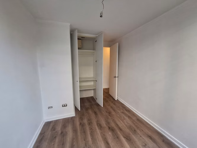 SE VENDE AMPLIO DEPARTAMENTO EN MACUL