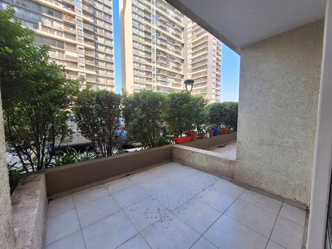 SE VENDE AMPLIO DEPARTAMENTO EN MACUL