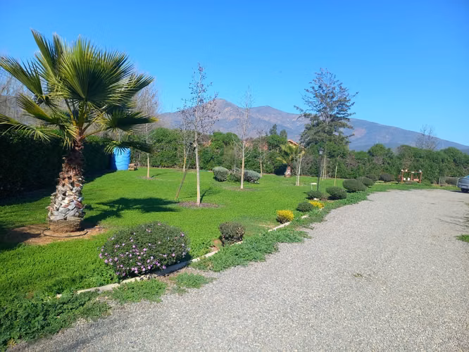 ESTUPENDA PARCELA CON CASA EN CONDOMINIO VALLE DEL HUINGANAL, LIMACHE