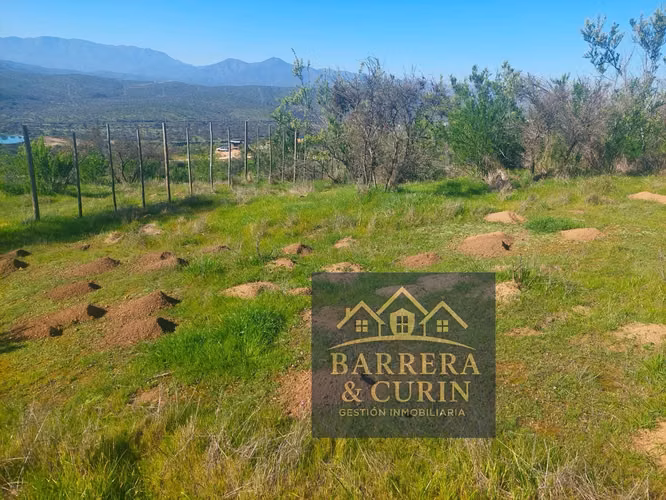 Hermosa parcela de 5.000 m² ubicada en el exclusivo Valle Nativo, Hacienda Los Aromos.