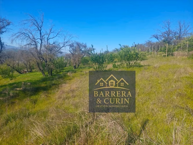 Hermosa parcela de 5.000 m² ubicada en el exclusivo Valle Nativo, Hacienda Los Aromos.