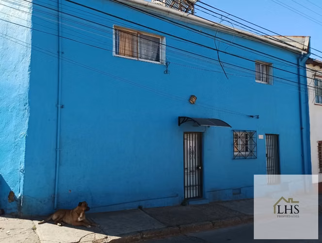 Casa c/negocio operativo con 7D en PLaya Ancha