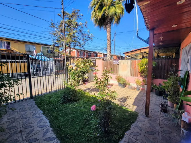 Se vende casa en sector Parque 3 Poniente,  Maipú