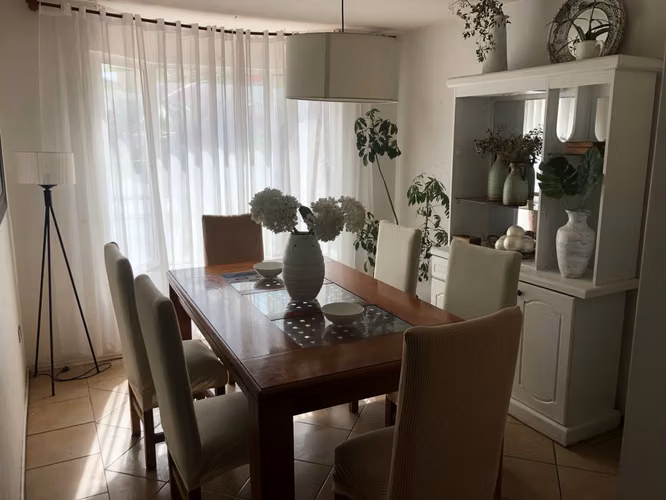 VENDE CASA 3 PISOS, 4 DORM, 3 BAÑOS, 2 SALAS, VALLE LO CAMPINO, QUILICURA