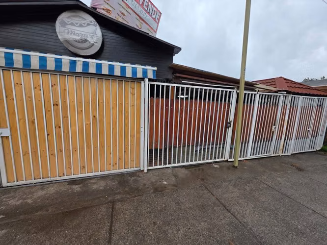 VENTA CASA CON LOCAL COMERCIAL EN LAS CONDES|UB PROPIEDADES|