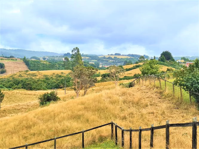 11,5 hectáreas con vista al mar en exclusivo sector urbano Lo Gamboa de Castro.