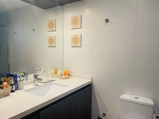 DEPARTAMENTO EN “CONDOMINIO CHICUREO TOWNHOUSE” (2D-2B) – COLINA