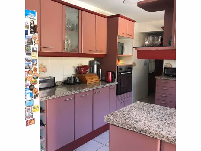 Casa estilo colonial en condominio Los Ciruelos, Lo Pinto, Colina