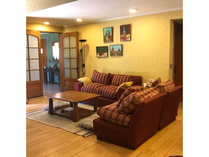 Casa estilo colonial en condominio Los Ciruelos, Lo Pinto, Colina
