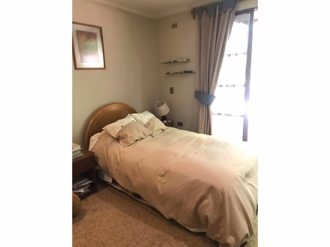 Casa estilo colonial en condominio Los Ciruelos, Lo Pinto, Colina